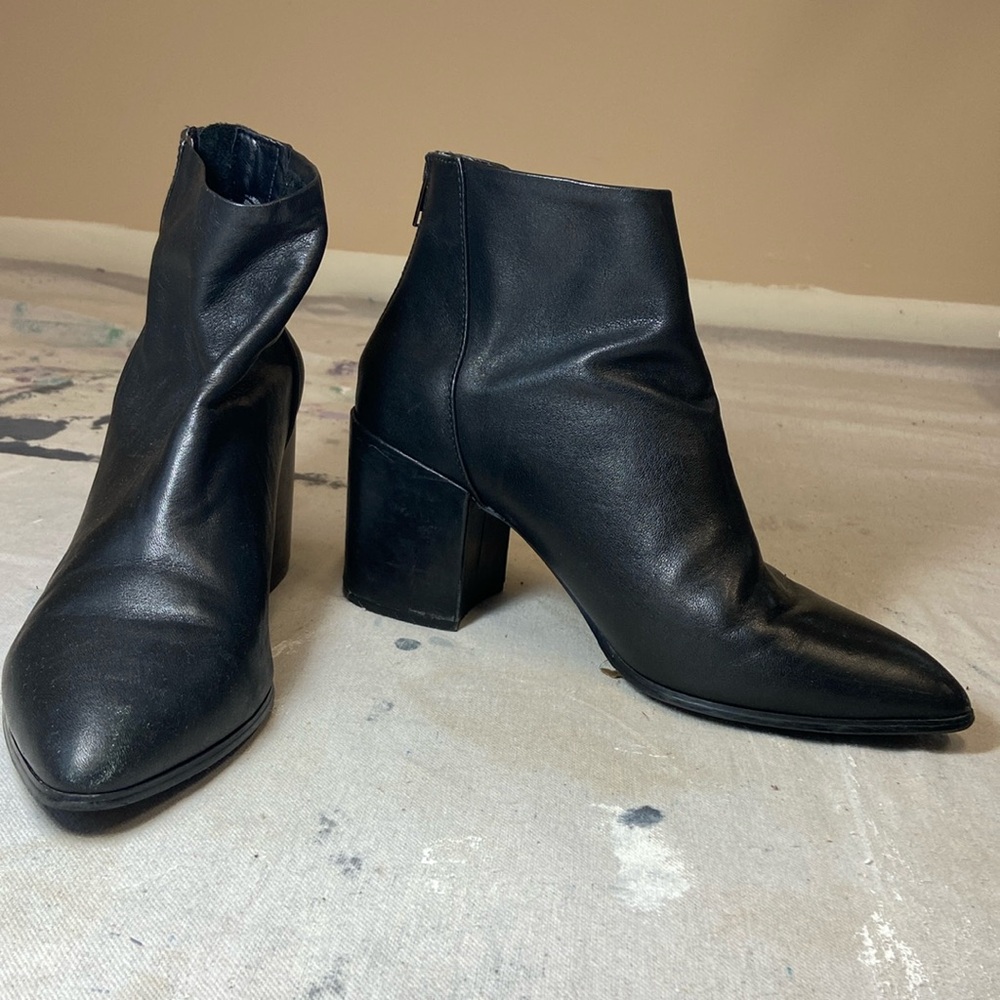 Steve Madden ankle boots with chunky heel and pointed toe